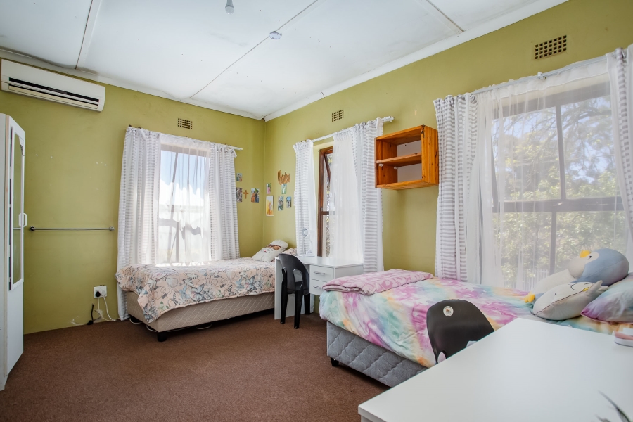 7 Bedroom Property for Sale in Wellington Central Western Cape